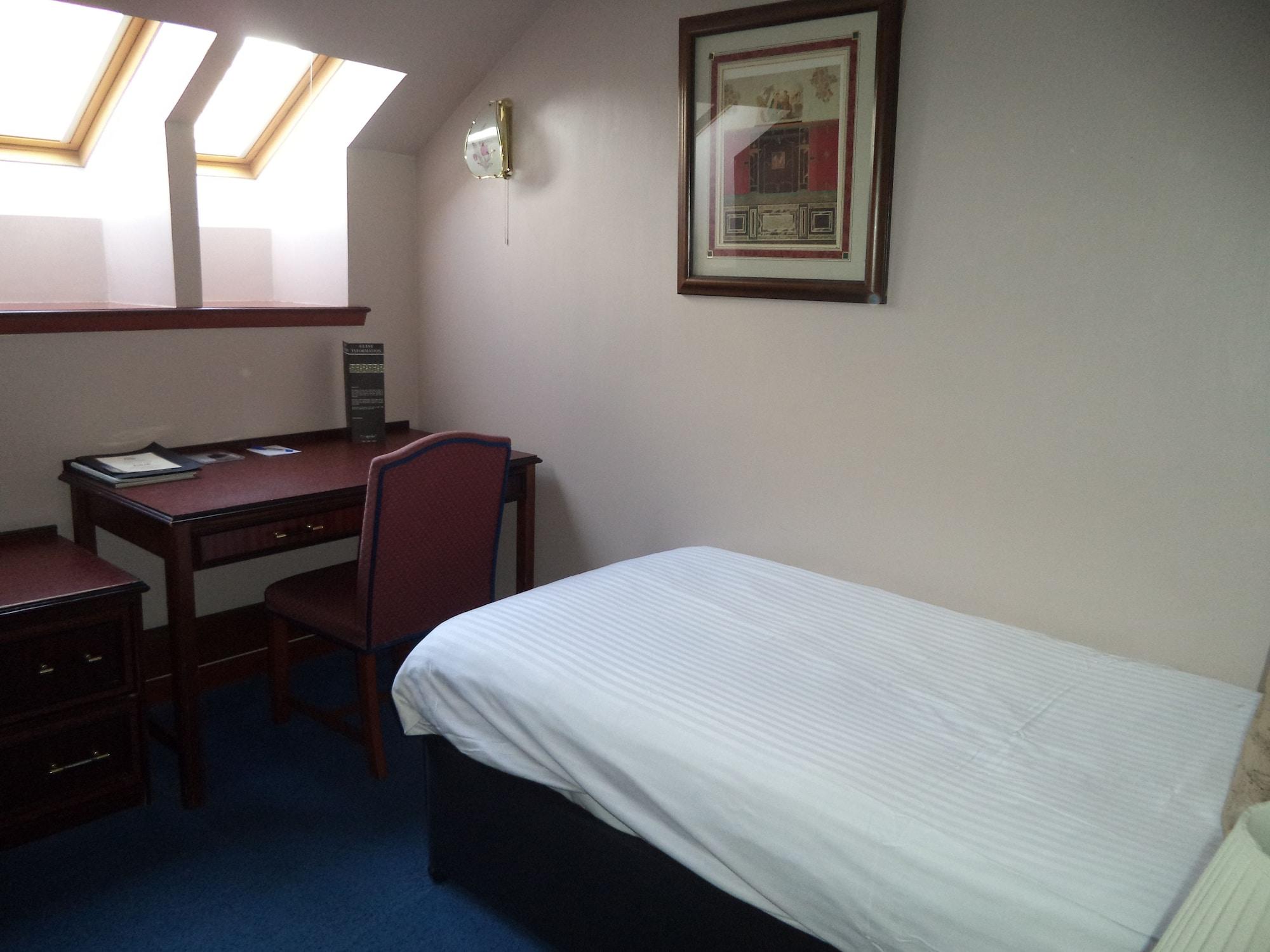 The Elgin Kintore Arms, Inverurie - Heritage Hotel Since 1855 Экстерьер фото