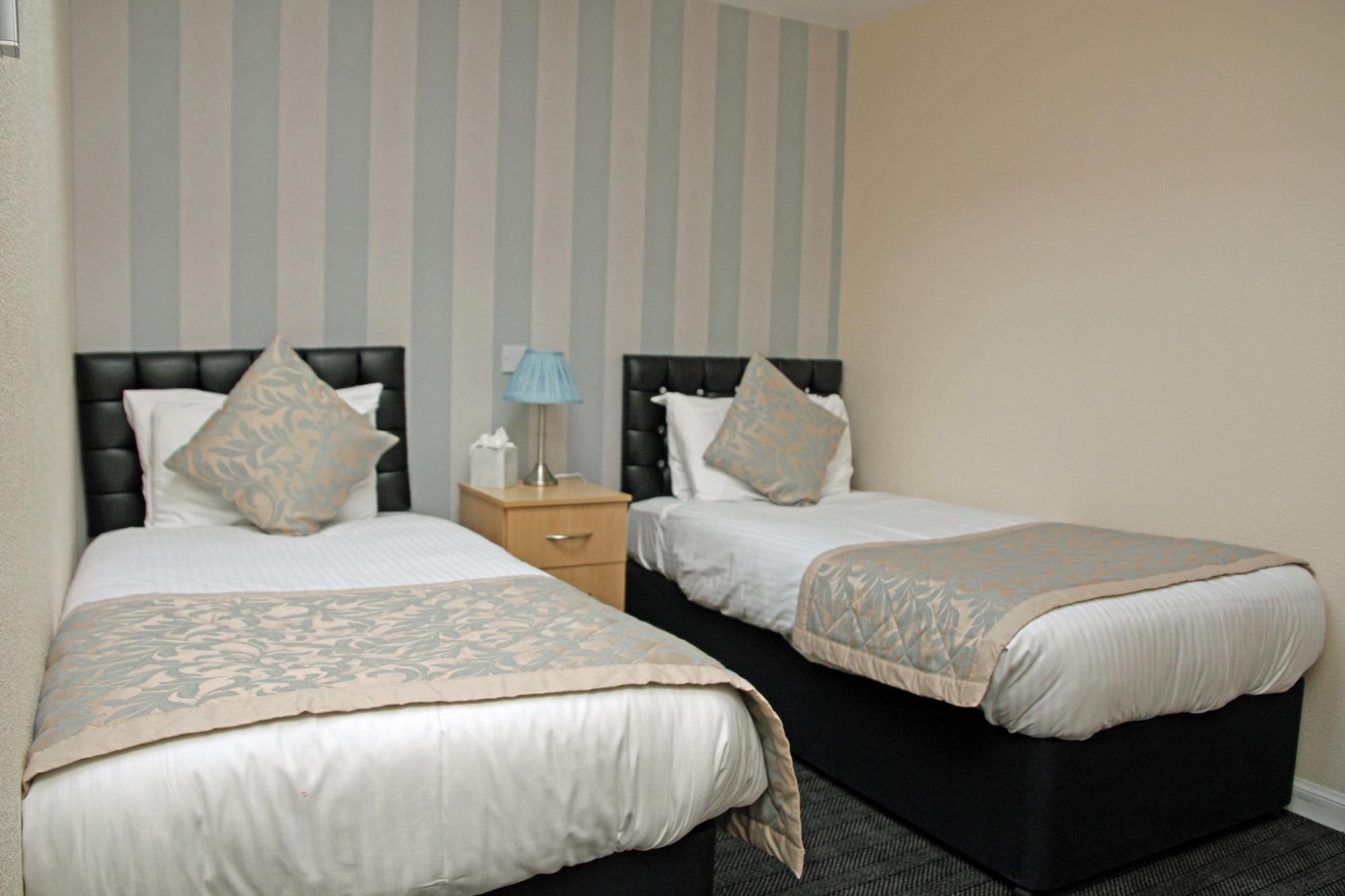The Elgin Kintore Arms, Inverurie - Heritage Hotel Since 1855 Экстерьер фото